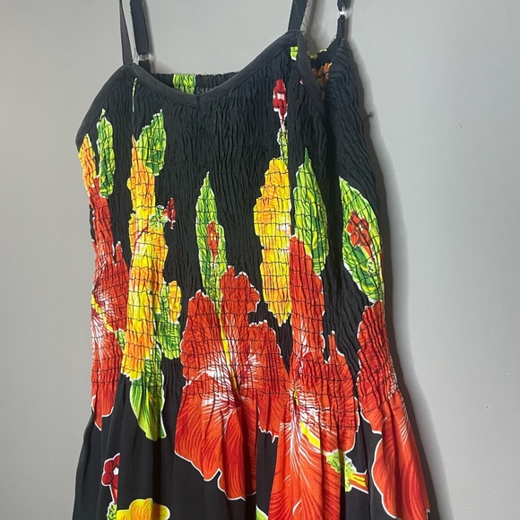 Rima Floral Maxi Dress with Vibrant Colors - Picture 2 of 4